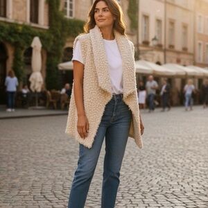 Kensie Cream Sherpa Vest with Black Label